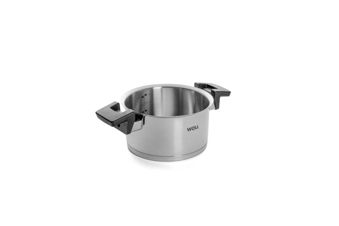 CONCEPT NERŪSĒJOŠĀ TĒRAUDA KATLS AR VĀKU UN ROKTURI, 18CM, 2.2L, INDUKCIJAI
