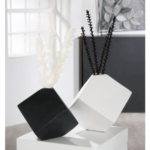 CUBE VĀZE H17.5CM, MELNA, KERAMIKA