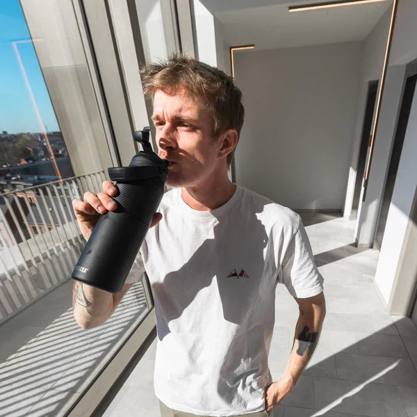 DUPLA INSULATED 2 IN 1,ŪDENS PUDELE 1L, AR,SILIKONA JOSLU, MELNA,,NER.TĒR.