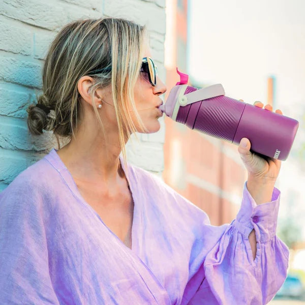 DUPLA INSULATED 2 IN 1,ŪDENS PUDELE 750ML, AR,SILIKONA JOSLU, BORDO,,NER.TĒR.