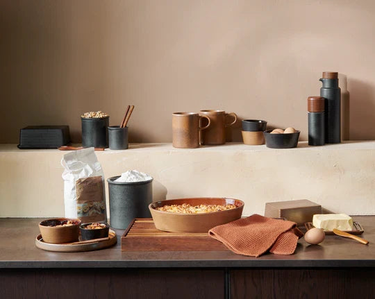 KITCHEN'ART TRAUCIŅŠ D8CM, KARSTUMIZTURĪGS, MELNS