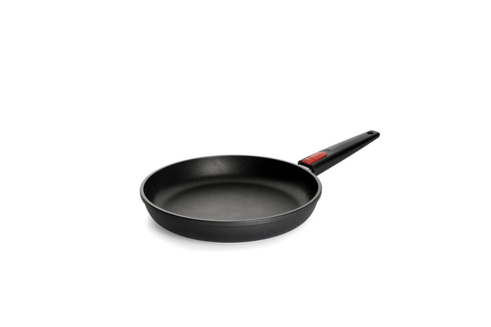 NOWO TITANIUM INDUCTION PANNA 26CM AR NOŅEM.ROKT., INDUKCIJAI