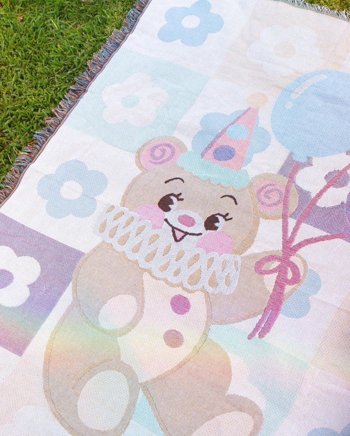 Pierrot Bearro Woven Blanket ♡